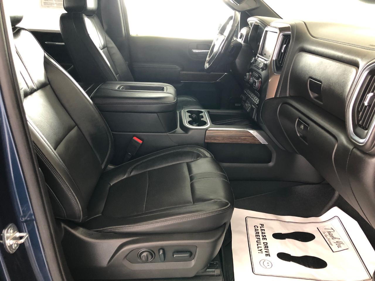 Chevrolet Silverado 2500HD 4WD Crew Cab 159" High Country 2022
