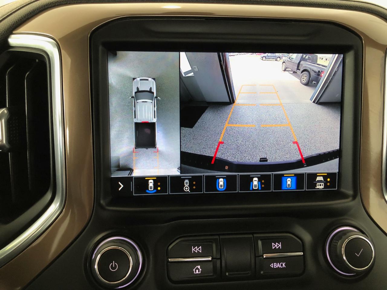 Chevrolet Silverado 2500HD 4WD Crew Cab 159" High Country 2022