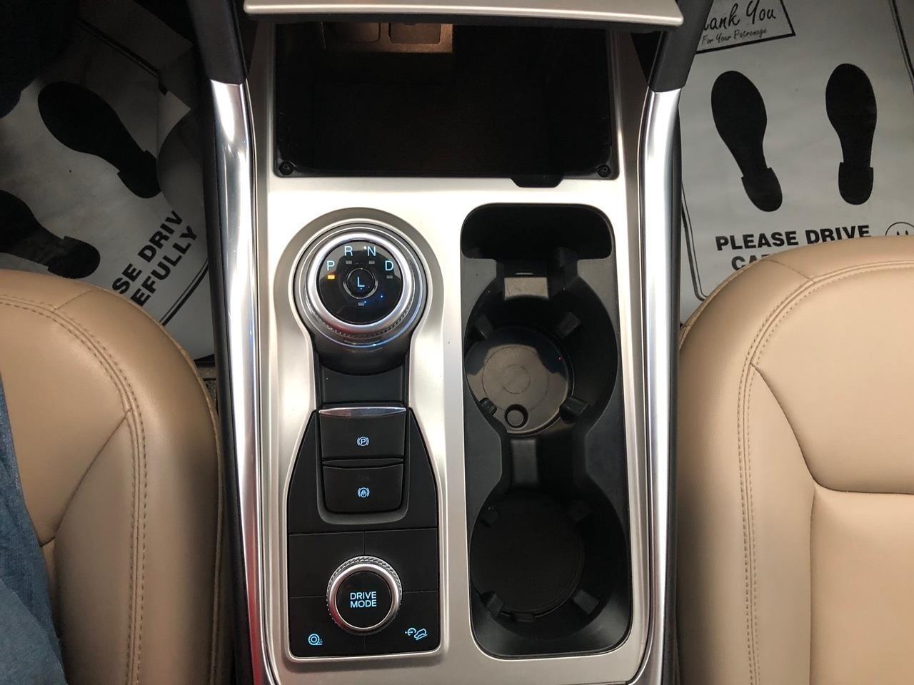 Ford Explorer XLT 4WD 2022