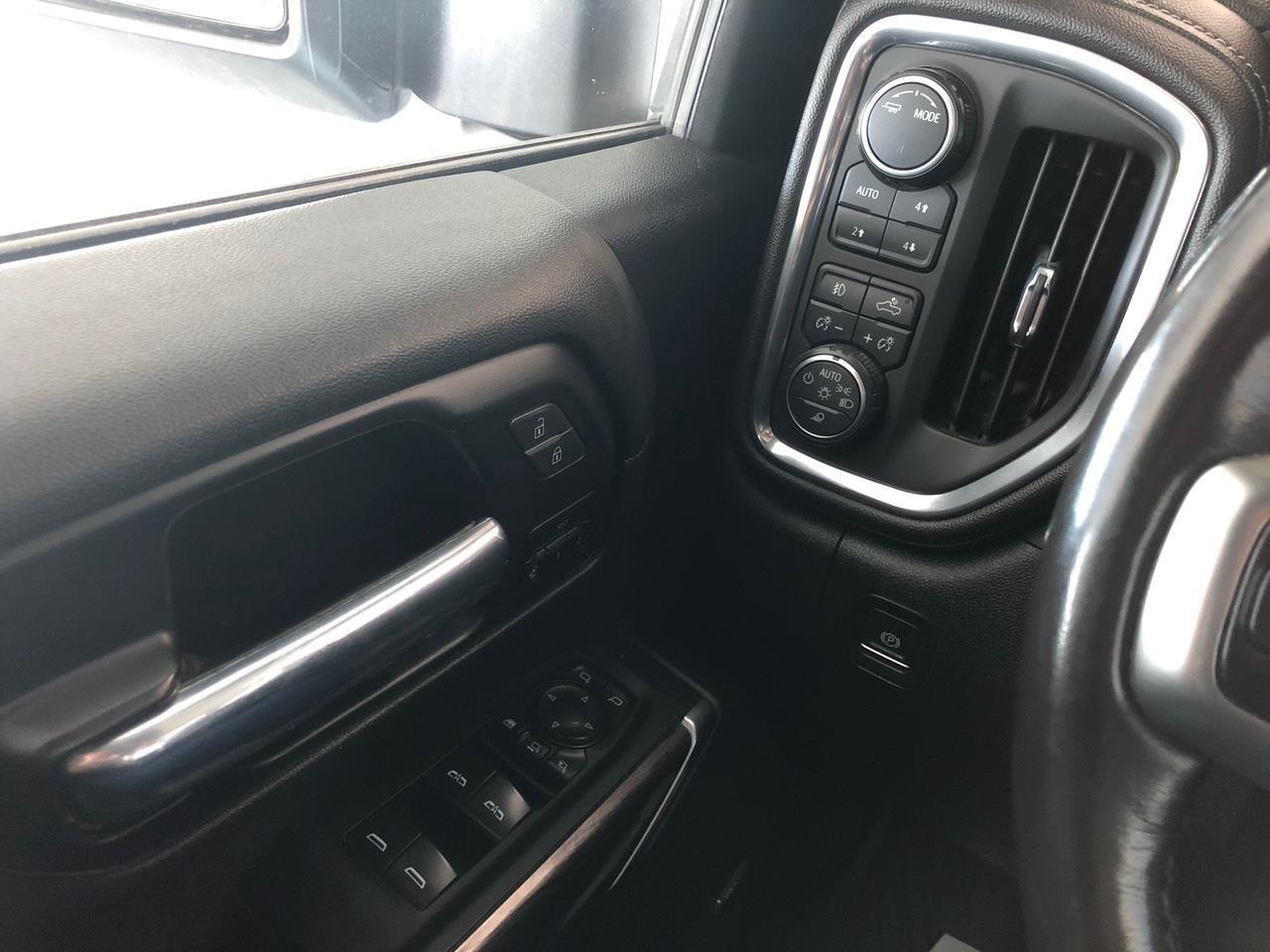 Chevrolet Silverado 3500HD 4WD Crew Cab 159" LTZ 2022