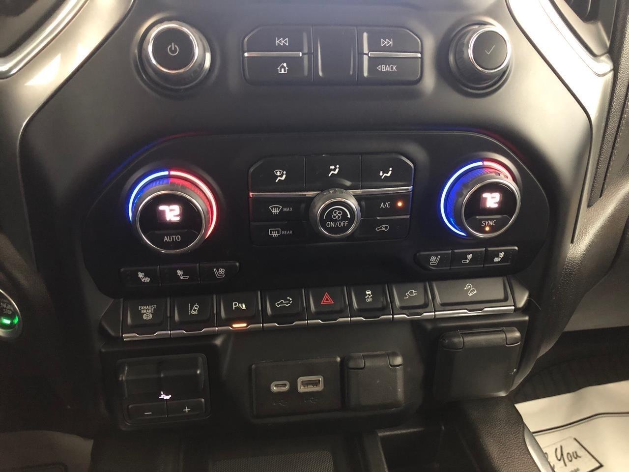 Chevrolet Silverado 3500HD 4WD Crew Cab 159" LTZ 2022