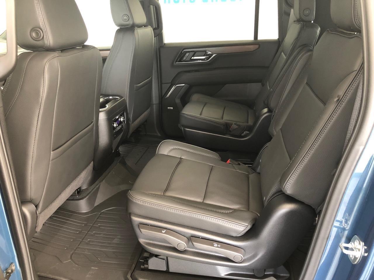 GMC Yukon XL 4WD 4dr Denali 2026