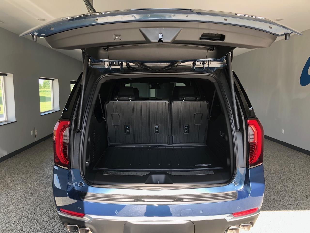 GMC Yukon XL 4WD 4dr Denali 2026