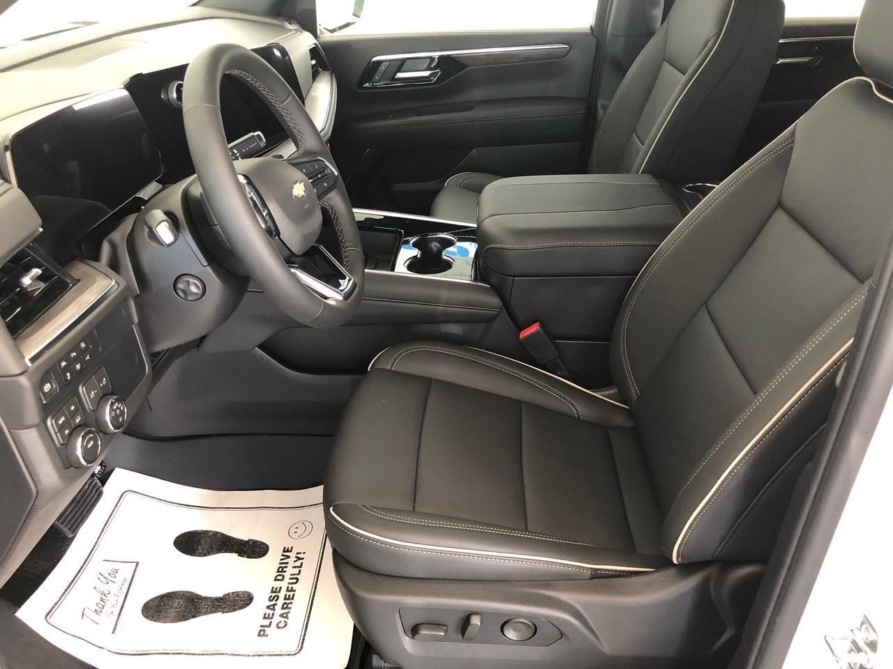 Chevrolet Suburban 4WD 4dr Premier 2026