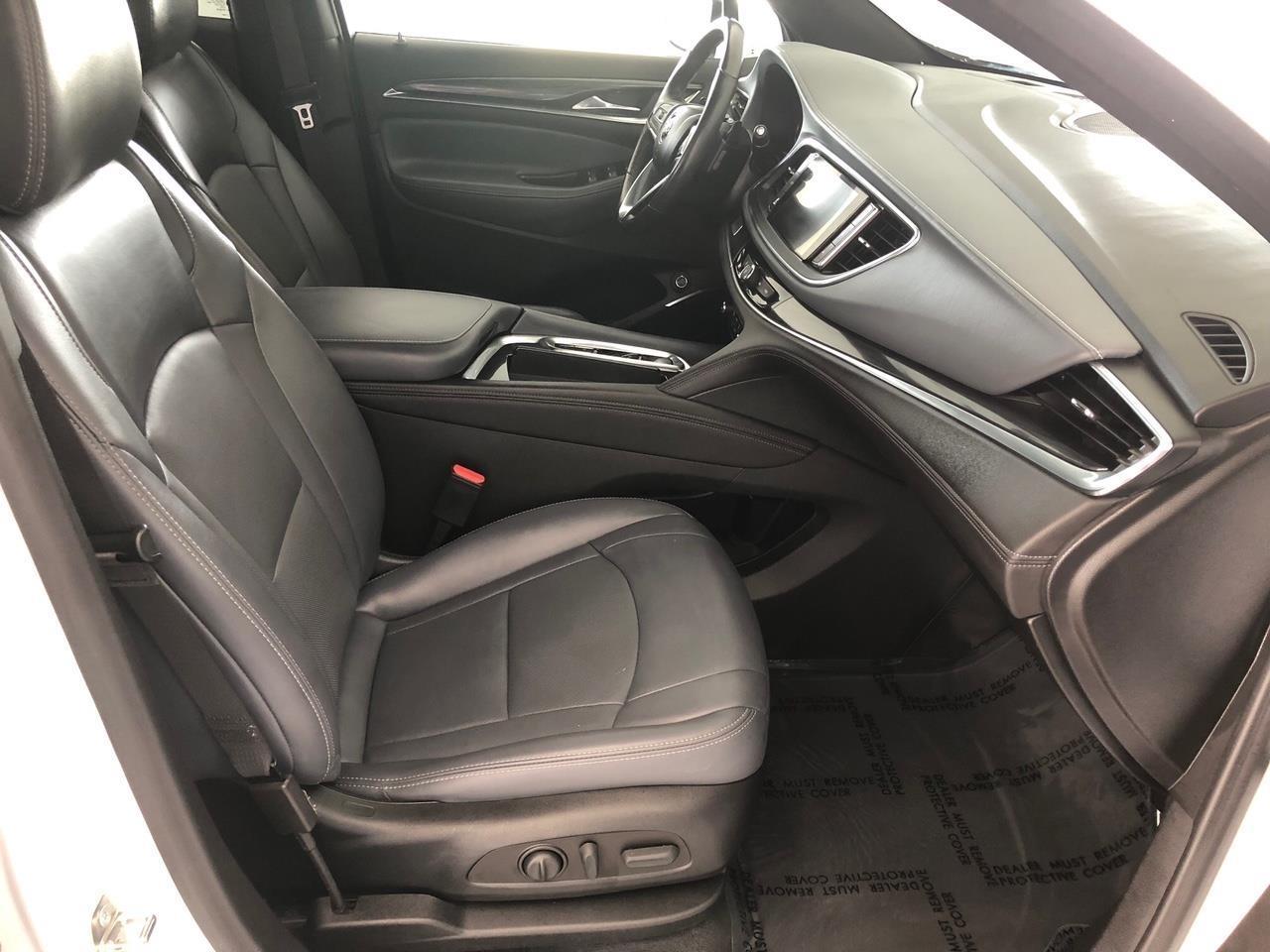 Buick Enclave AWD 4dr Essence 2023