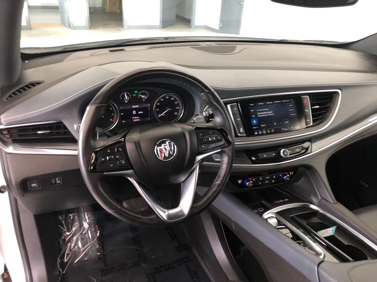 Buick Enclave AWD 4dr Essence 2023
