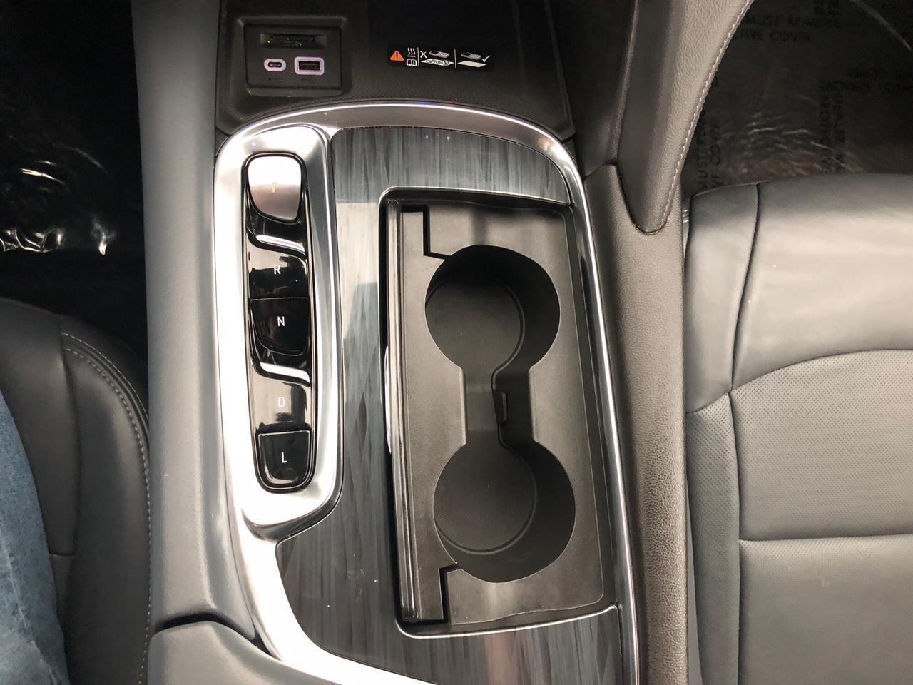 Buick Enclave AWD 4dr Essence 2023
