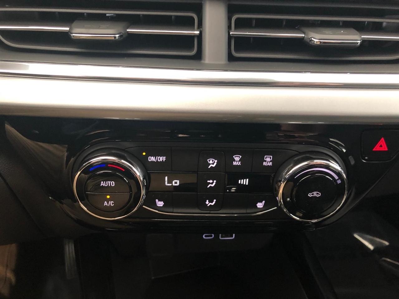 Chevrolet Trax FWD 4dr LT 2026