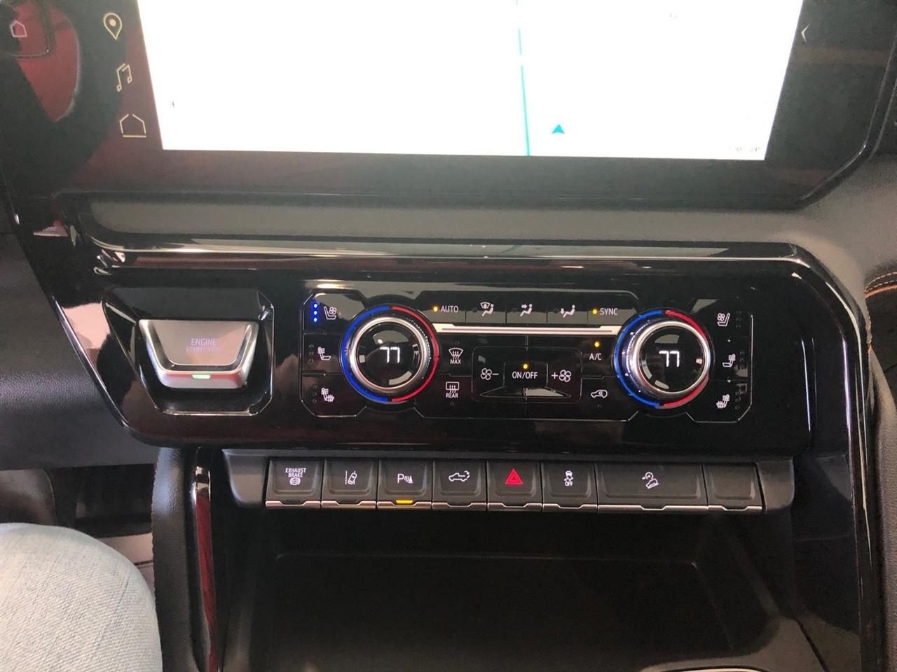 GMC Sierra 2500HD 4WD Crew Cab 159" AT4 2026