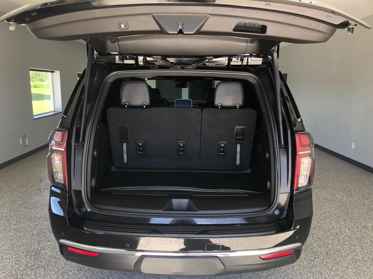 Chevrolet Tahoe 4WD 4dr LT 2021