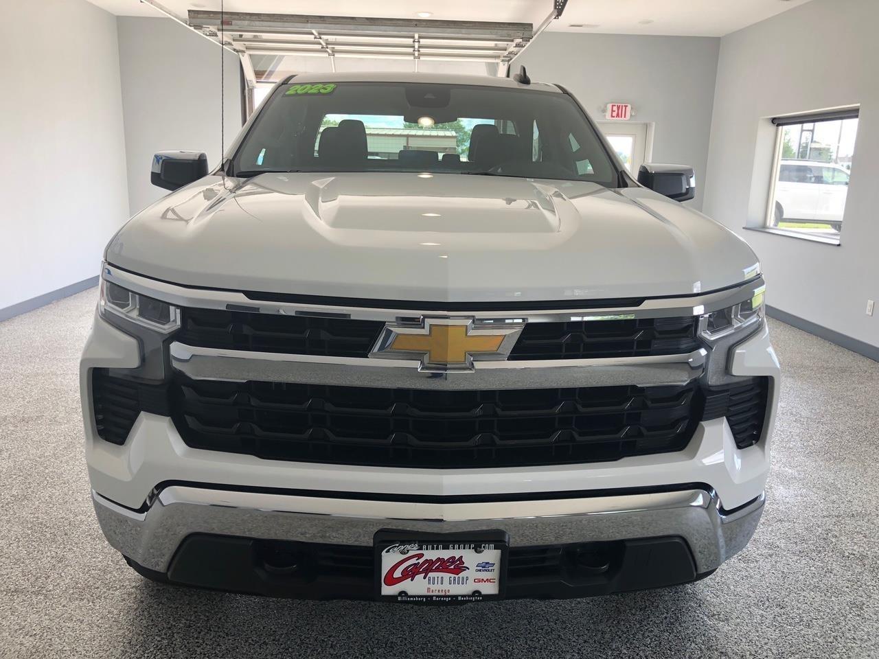 Chevrolet Silverado 1500 4WD Double Cab 147" LT w/1LT 2023