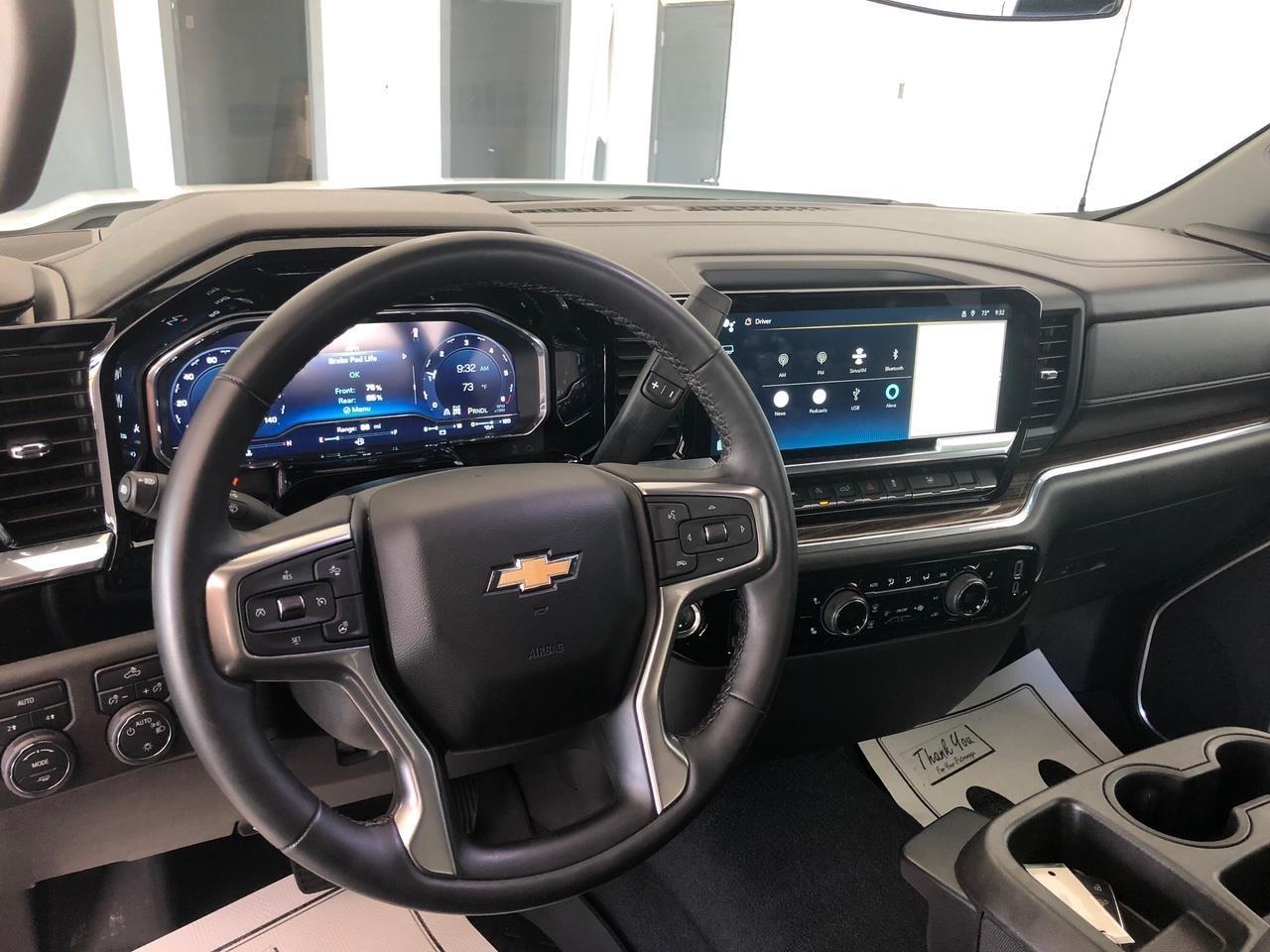 Chevrolet Silverado 1500 4WD Double Cab 147" LT w/1LT 2023