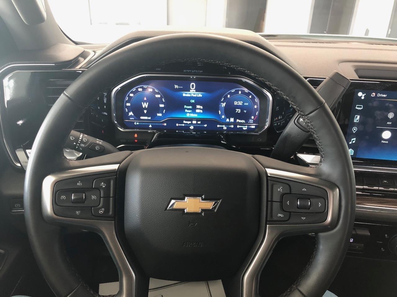 Chevrolet Silverado 1500 4WD Double Cab 147" LT w/1LT 2023