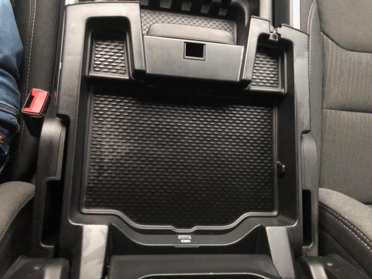 RAM 1500 Big Horn 4x4 Crew Cab 5'7" Box 2022