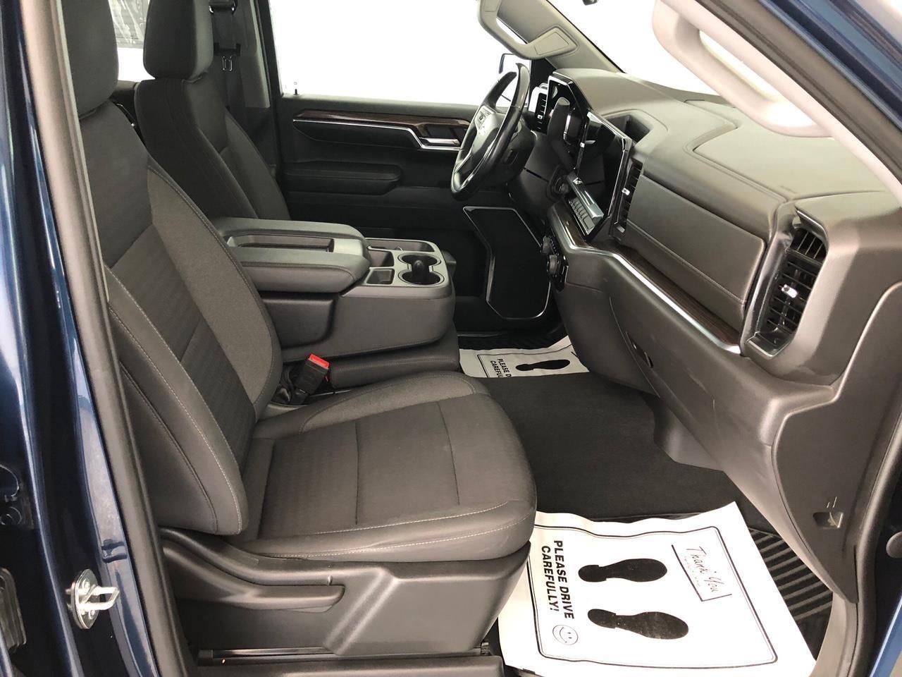 Chevrolet Silverado 1500 4WD Crew Cab 147" LT w/2FL 2023