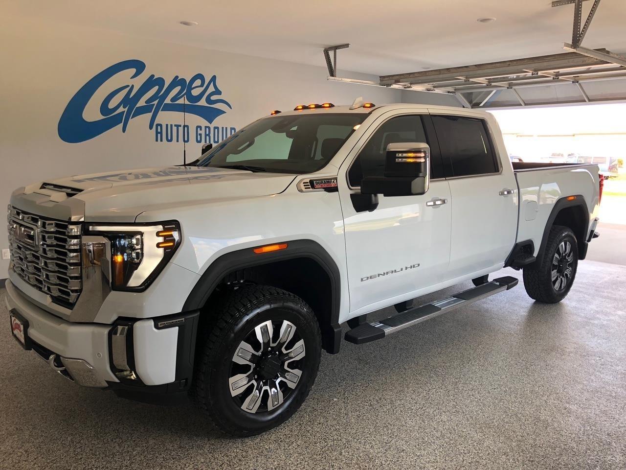 2026 GMC Sierra 2500HD 4WD Crew Cab 159" Denali
