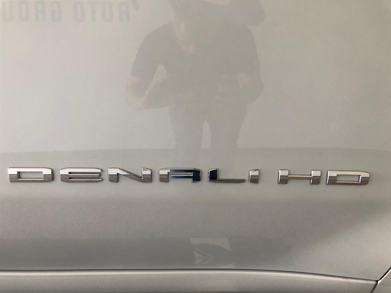 GMC Sierra 2500HD 4WD Crew Cab 159" Denali 2026