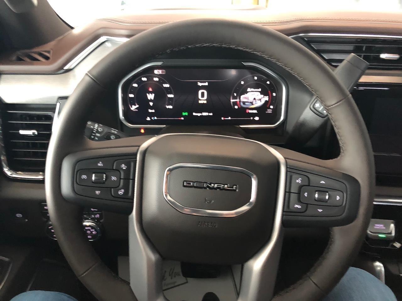 GMC Sierra 2500HD 4WD Crew Cab 159" Denali 2026