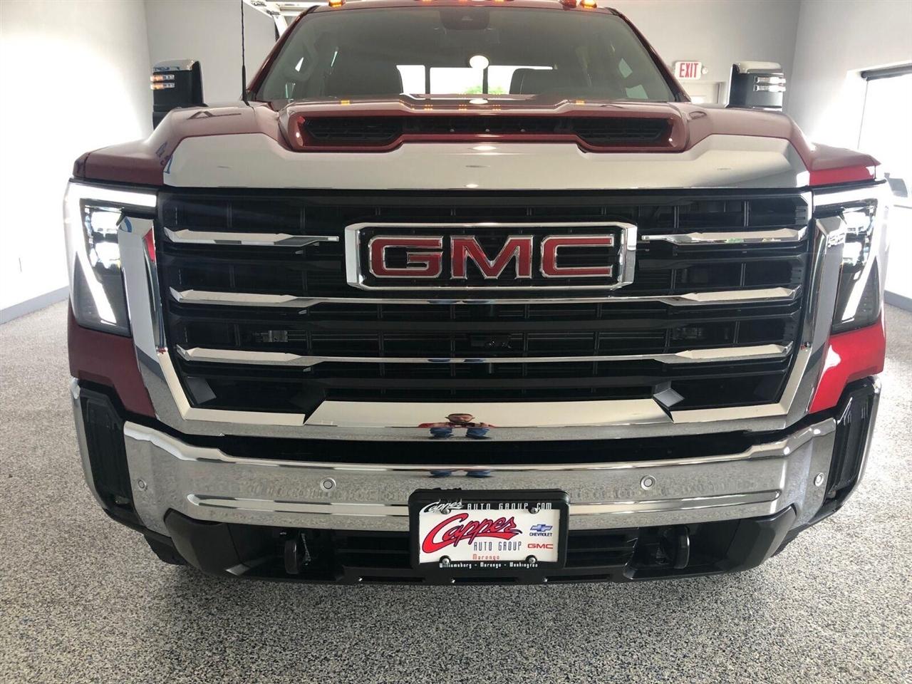 GMC Sierra 2500HD 4WD Crew Cab 159" SLT 2026