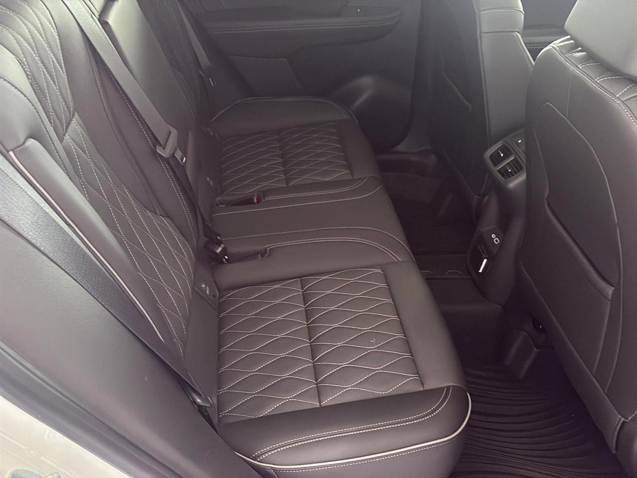 Buick Envision AWD 4dr Avenir 2023
