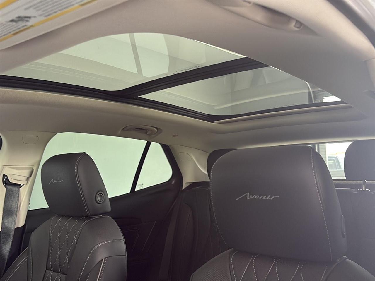 Buick Envision AWD 4dr Avenir 2023