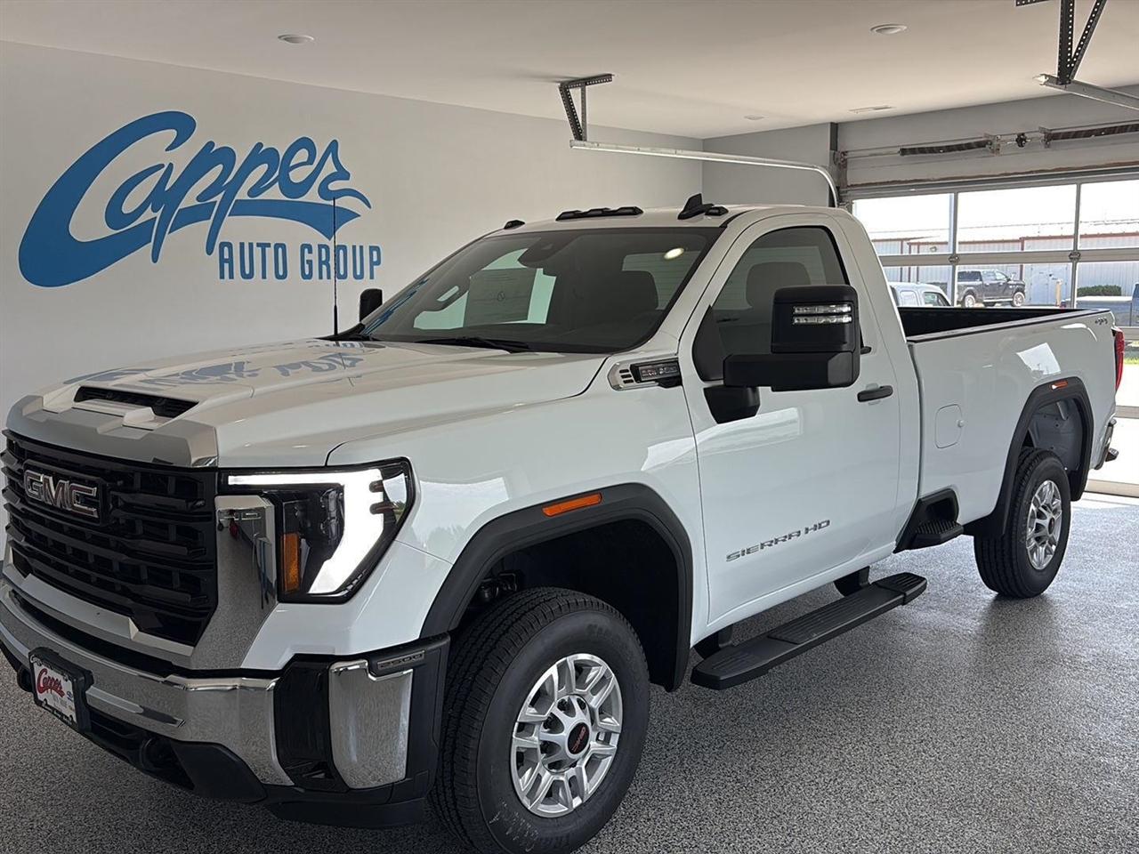 2026 GMC Sierra 2500HD 4WD Reg Cab 142" Pro
