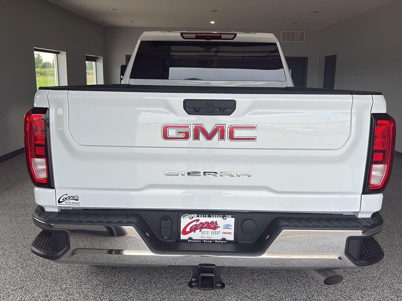 GMC Sierra 2500HD 4WD Crew Cab 159" Pro 2026