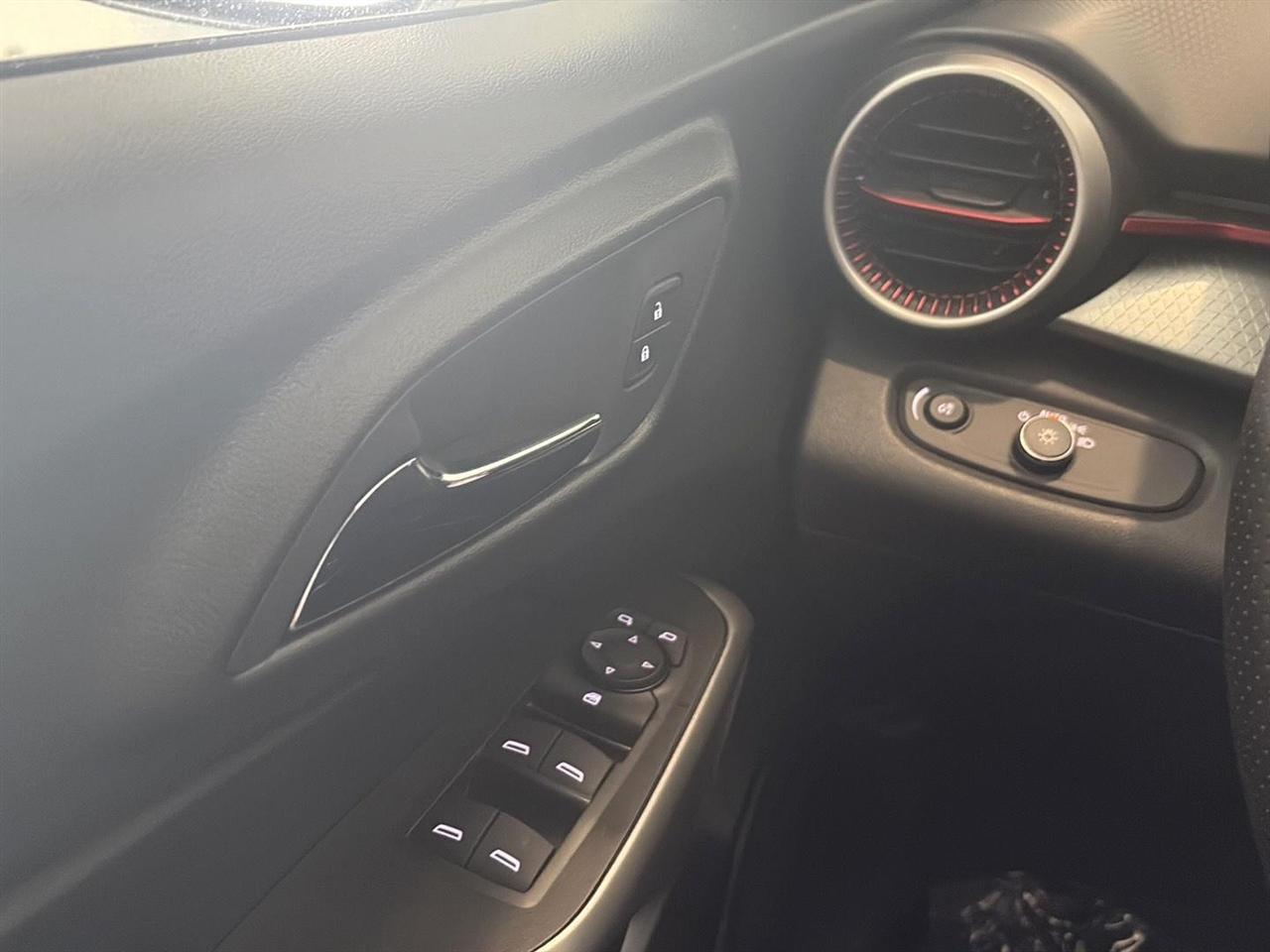 Chevrolet Trax FWD 4dr 1RS 2026