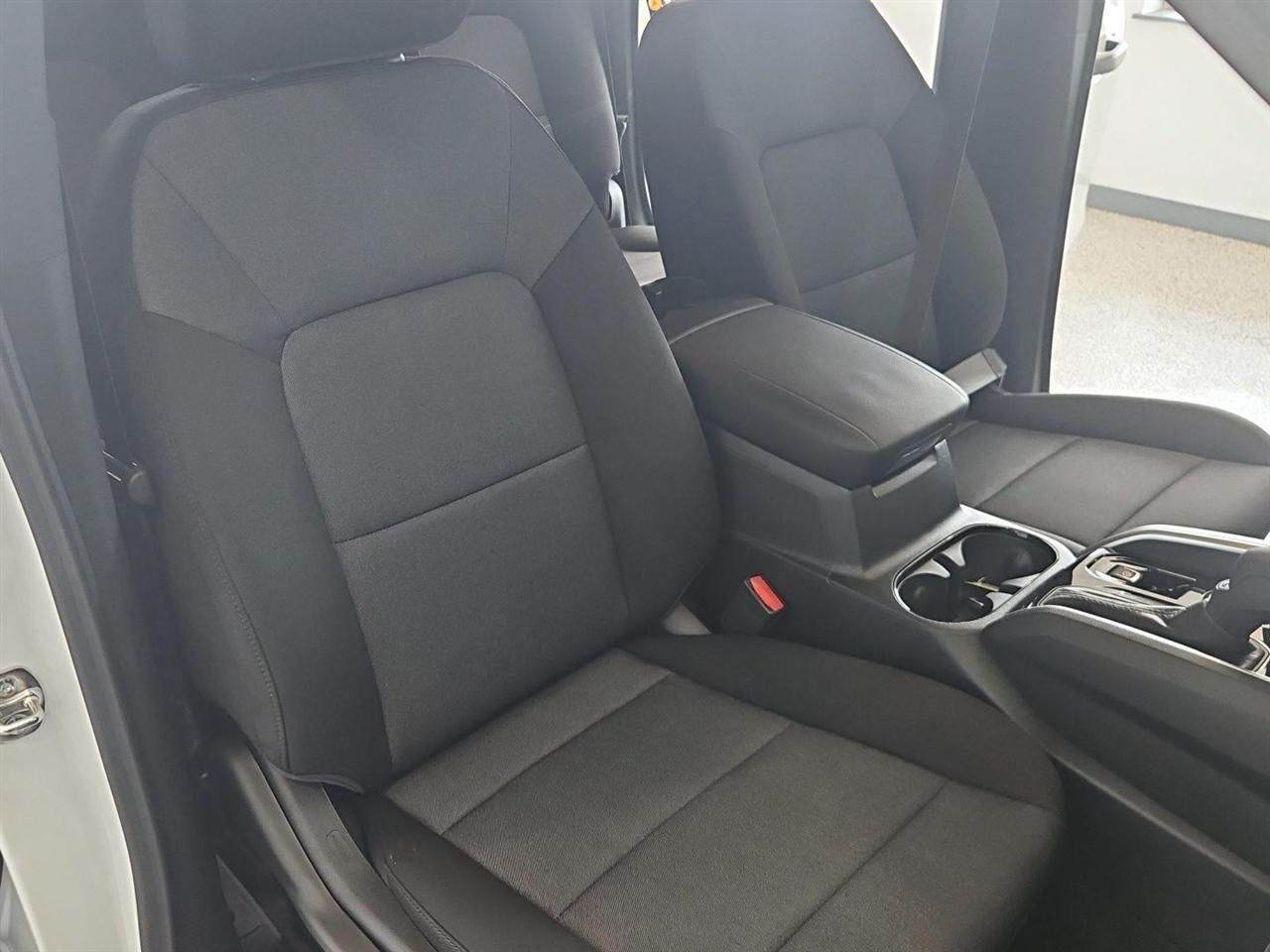 Chevrolet Colorado 4WD Crew Cab WT 2026
