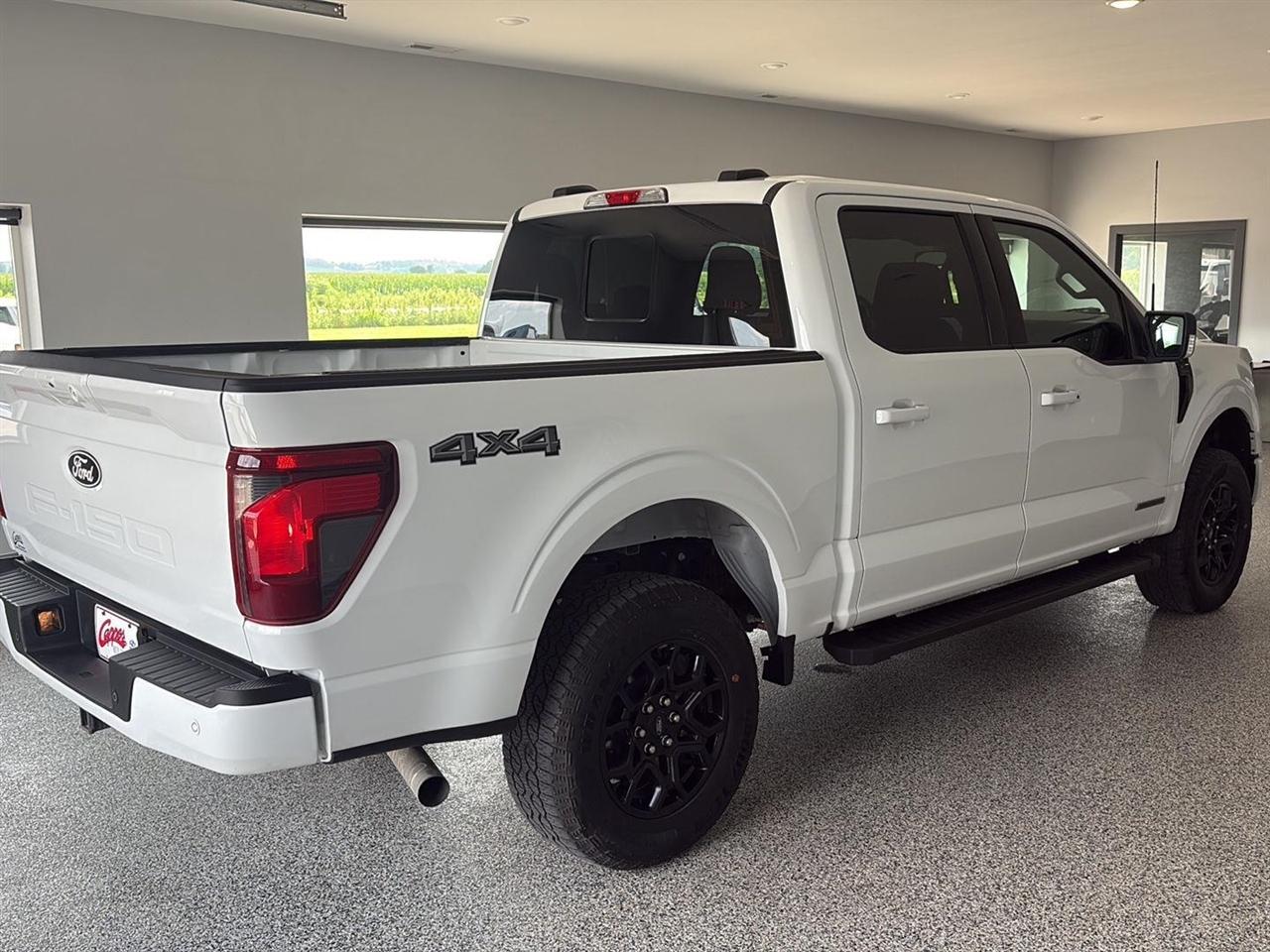 Ford F-150 XLT 4WD SuperCrew 5.5' Box 2025