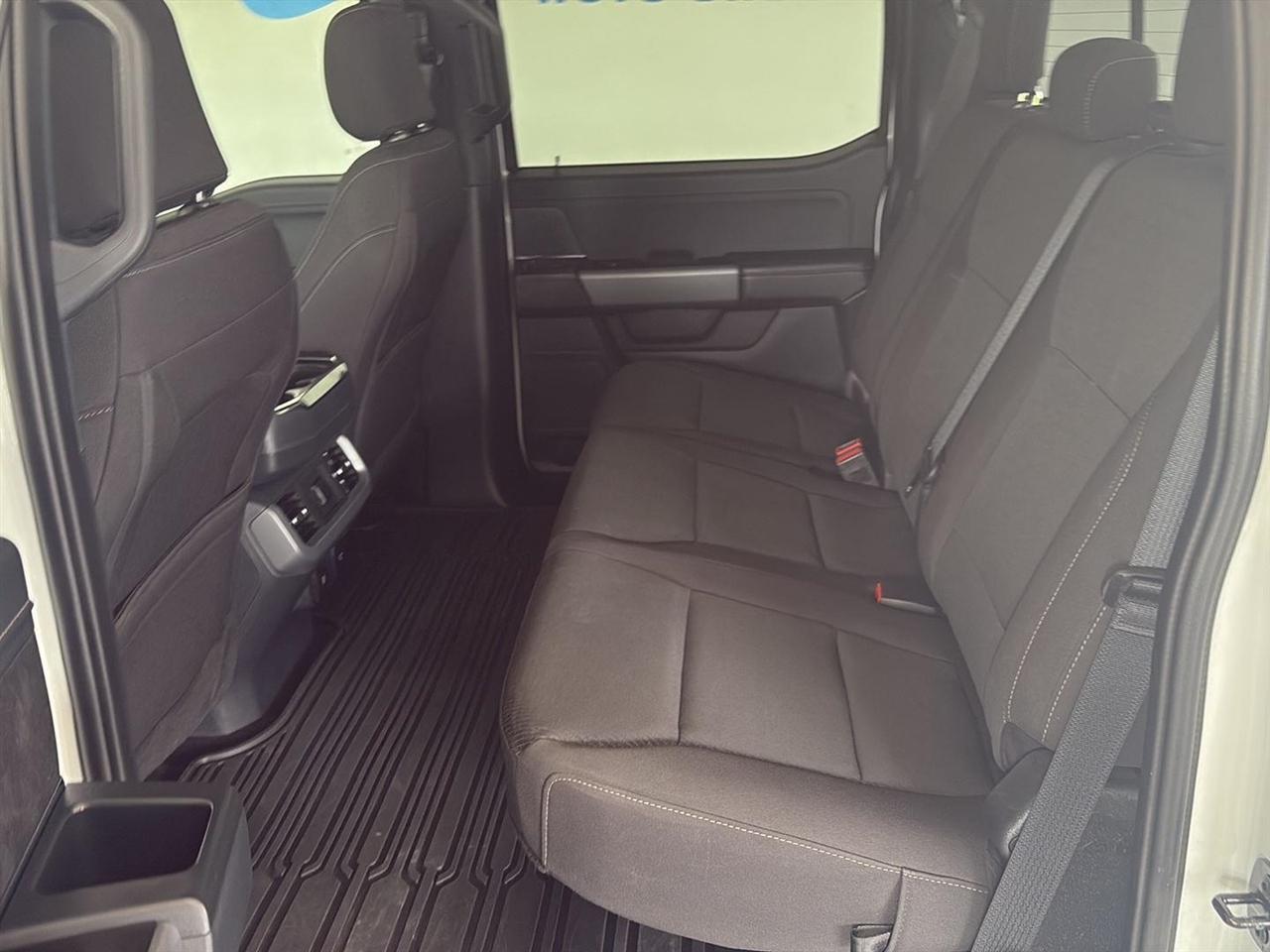 Ford F-150 XLT 4WD SuperCrew 5.5' Box 2025