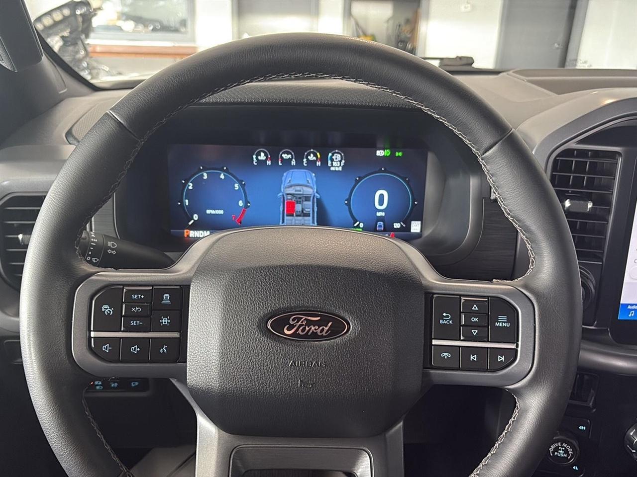 Ford F-150 XLT 4WD SuperCrew 5.5' Box 2025