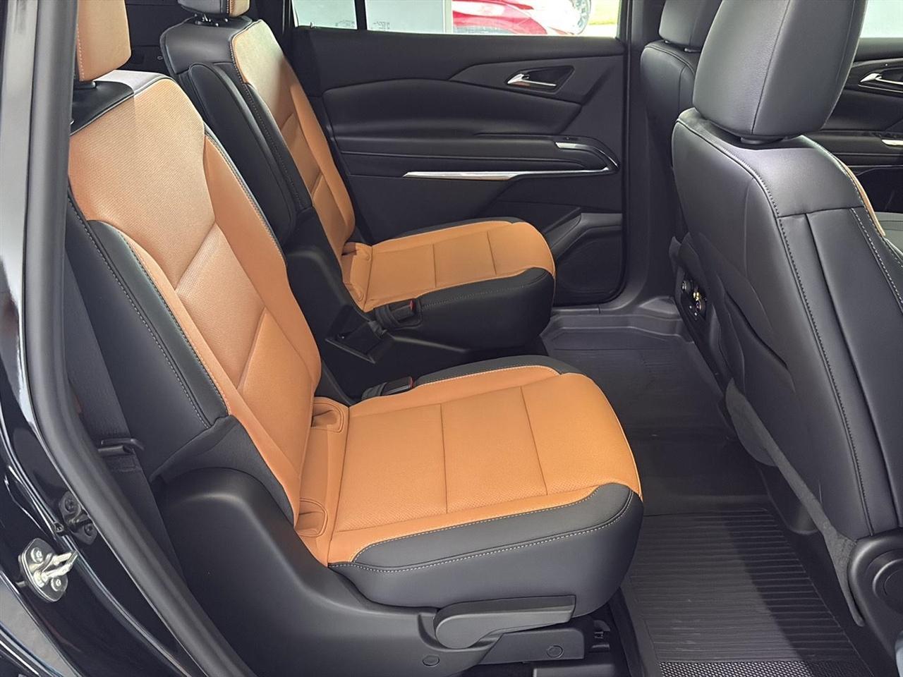Chevrolet Traverse AWD 4dr Z71 2027