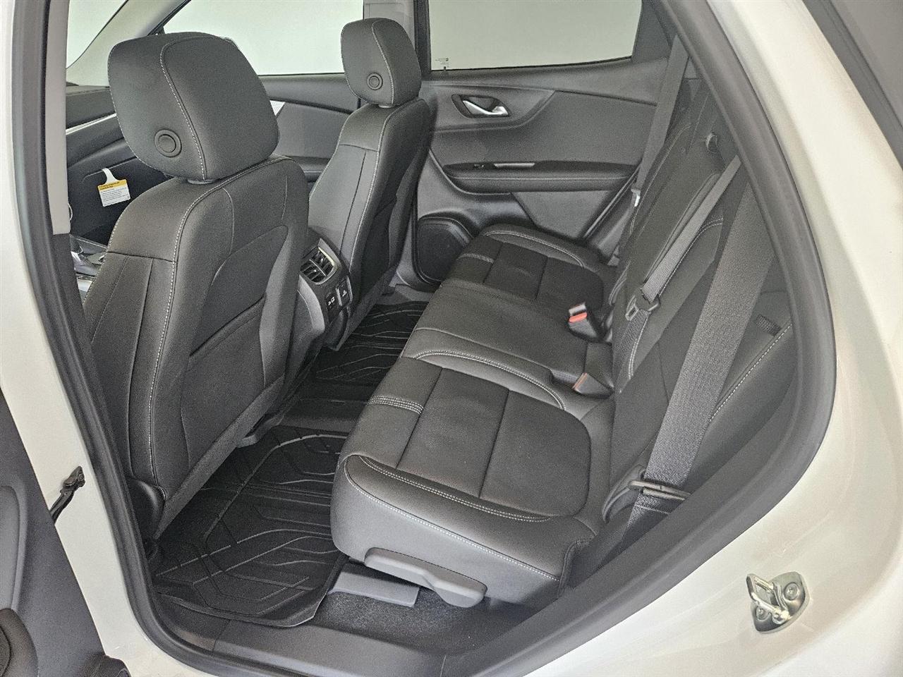 Chevrolet Blazer AWD 4dr LT w/3LT 2026