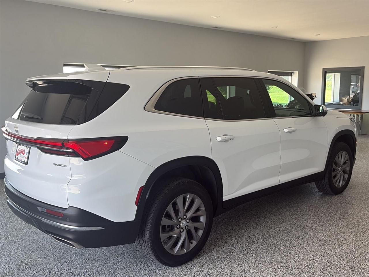 Buick Enclave 4dr Preferred 2026