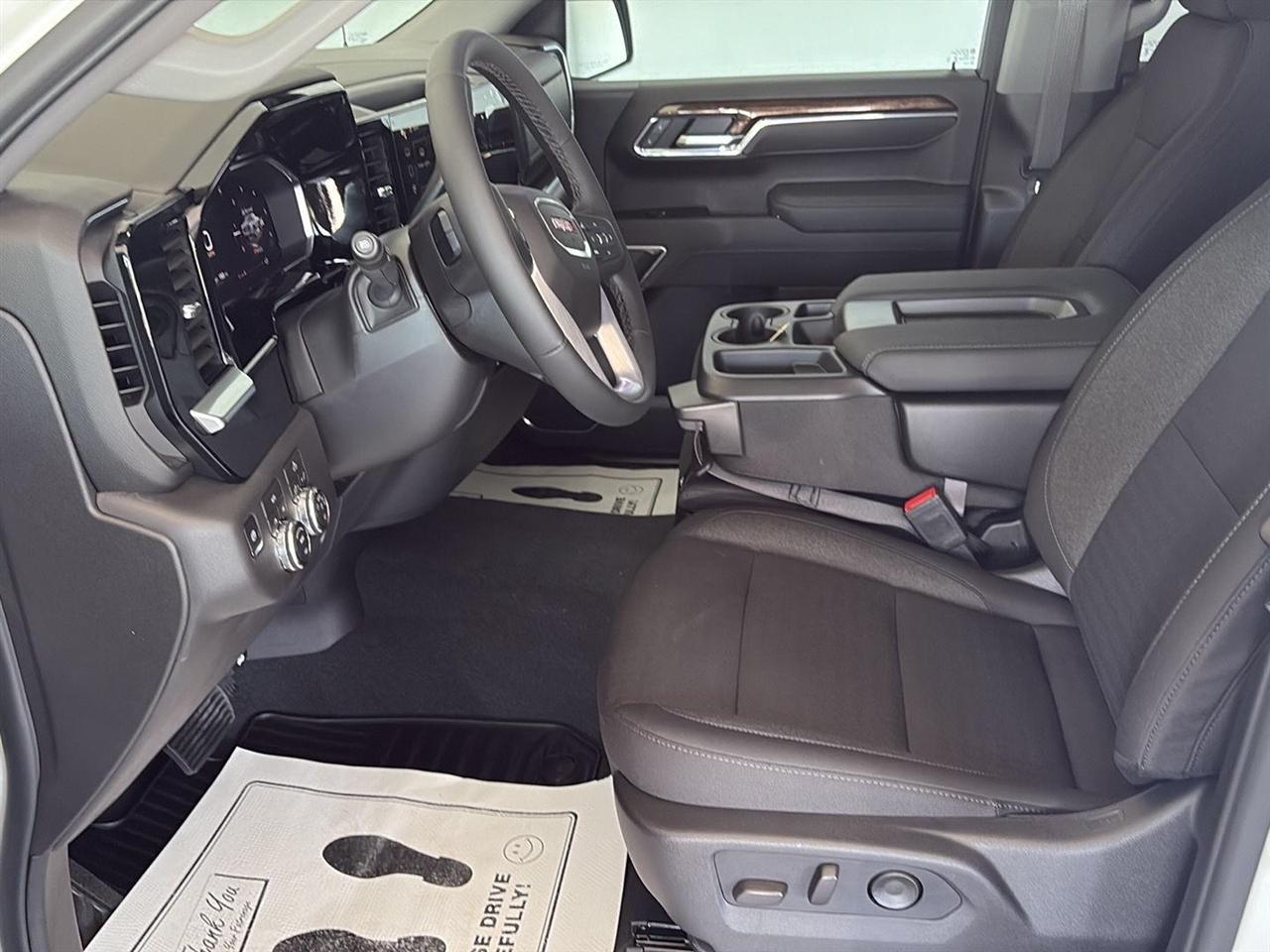 GMC Sierra 1500 4WD Crew Cab 147" Elevation w/3VL 2026