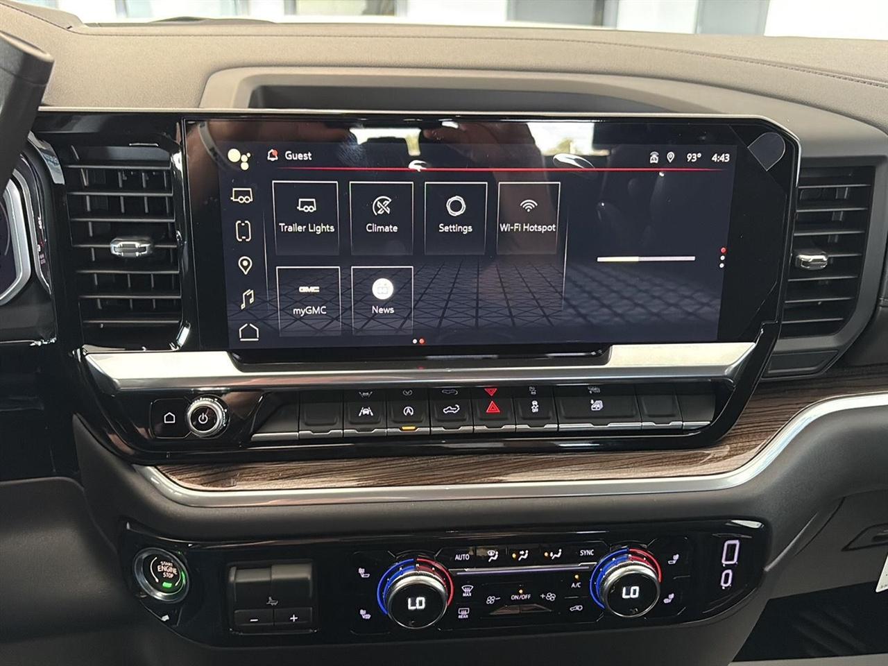 GMC Sierra 1500 4WD Crew Cab 147" Elevation w/3VL 2026