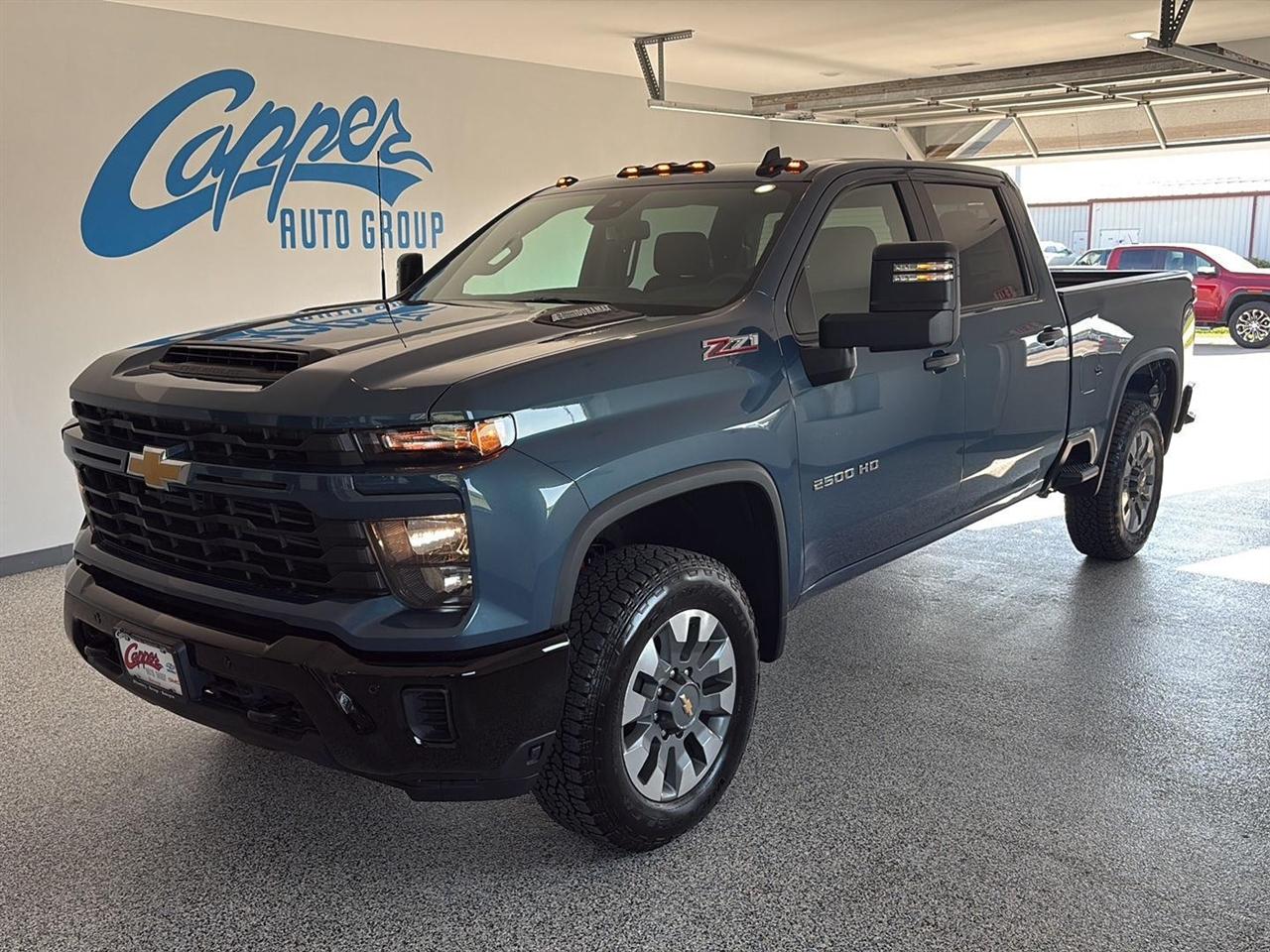 2026 Chevrolet Silverado 2500HD 4WD Crew Cab 159" Custom