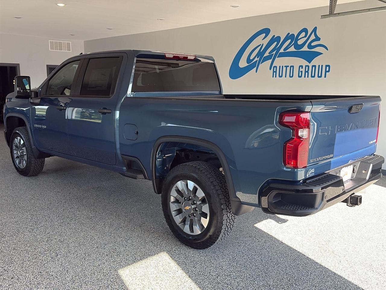 Chevrolet Silverado 2500HD 4WD Crew Cab 159" Custom 2026