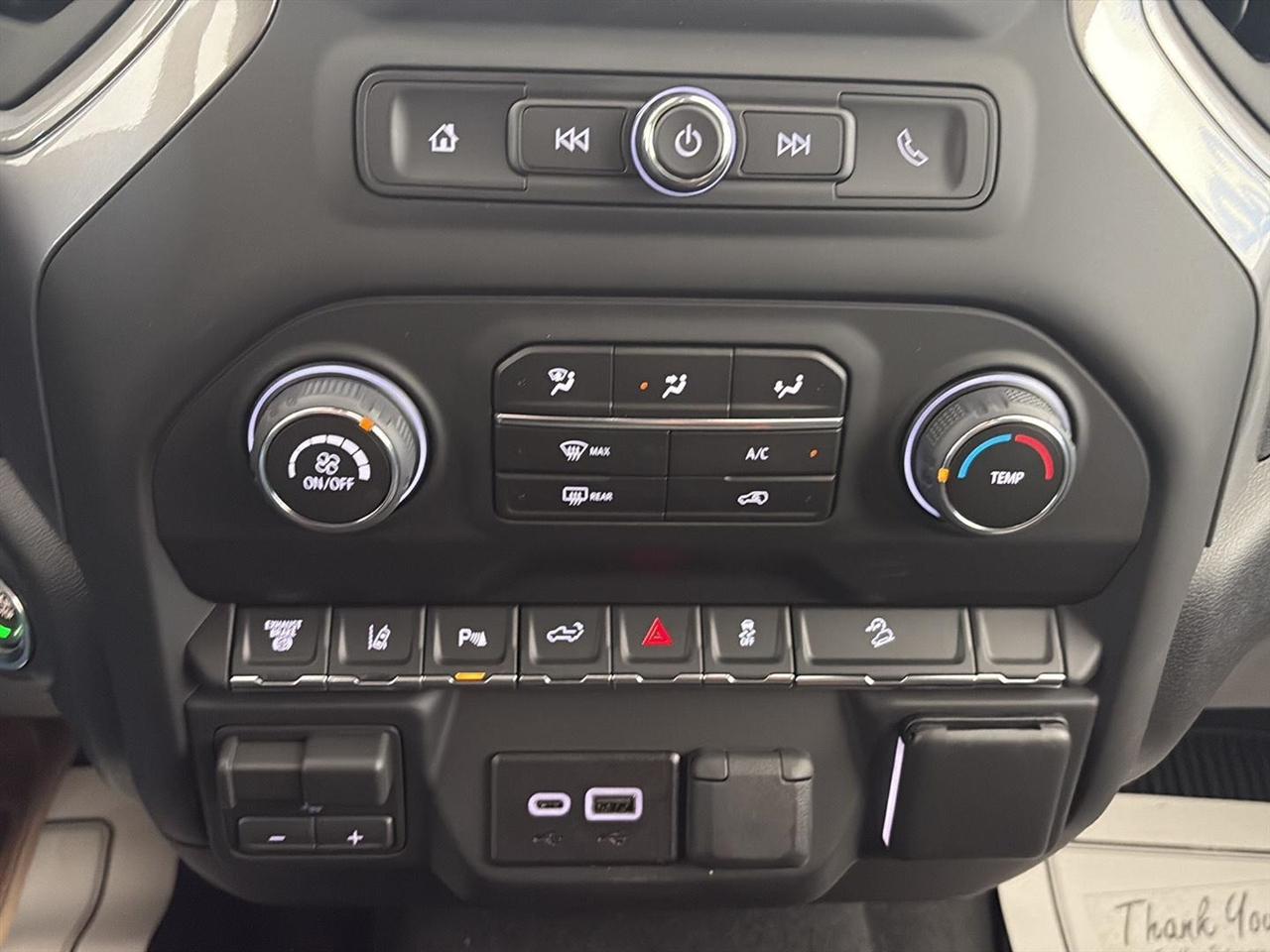 Chevrolet Silverado 2500HD 4WD Crew Cab 159" Custom 2026