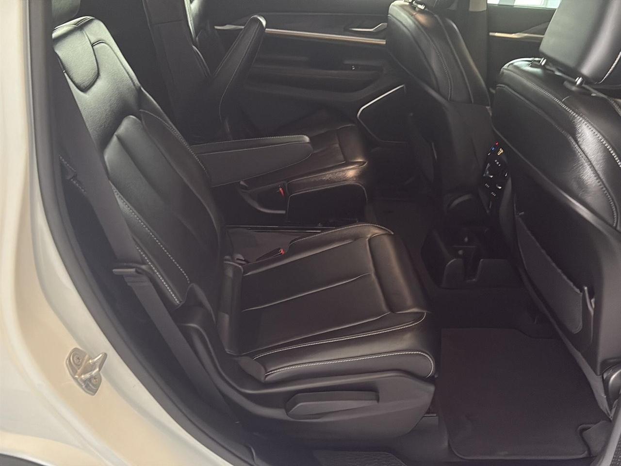 Jeep Grand Cherokee L Limited 4x4 2023