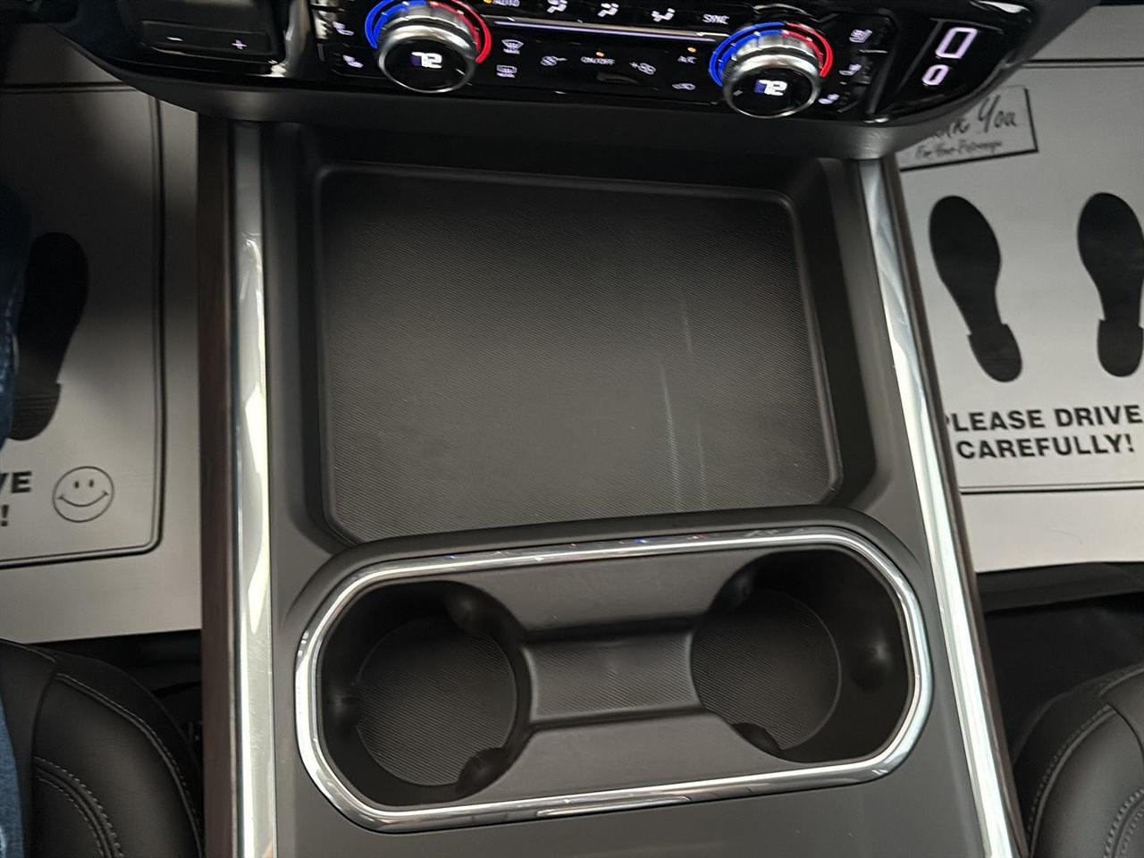 GMC Sierra 2500HD 4WD Crew Cab 159" SLT 2026