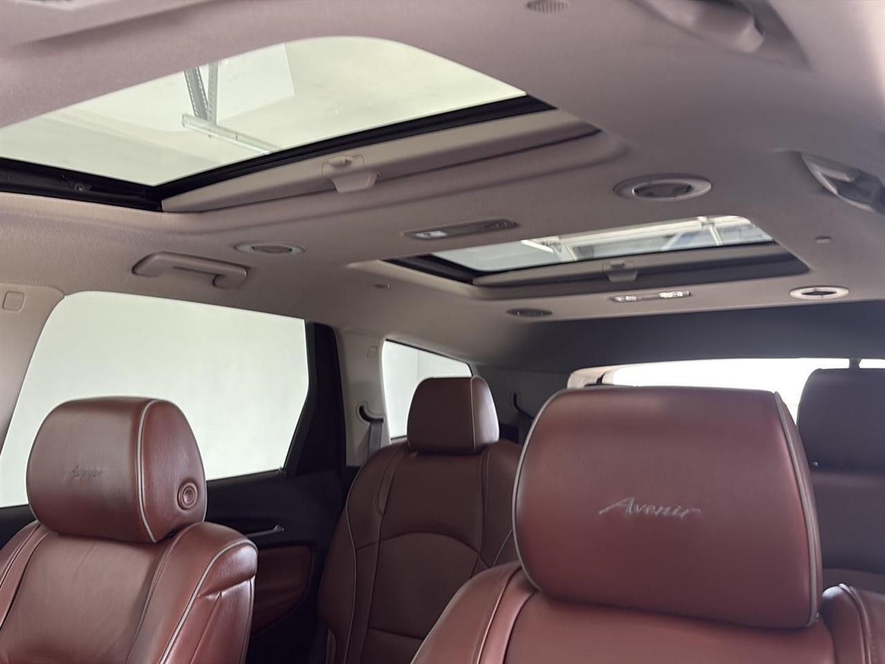 Buick Enclave AWD 4dr Avenir 2021