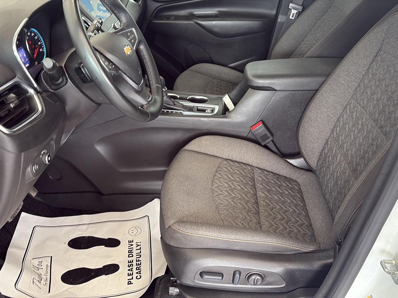 Chevrolet Equinox AWD 4dr LT w/1LT 2023