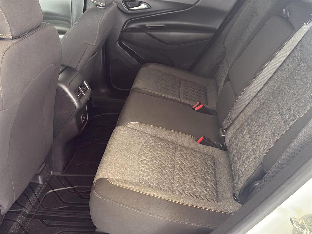 Chevrolet Equinox AWD 4dr LT w/1LT 2023