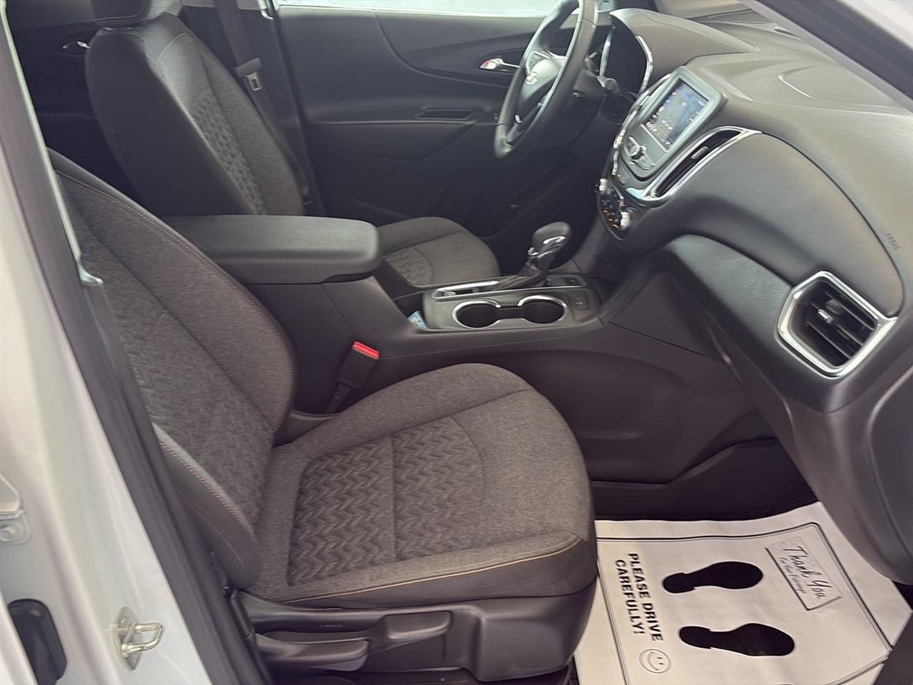 Chevrolet Equinox AWD 4dr LT w/1LT 2023