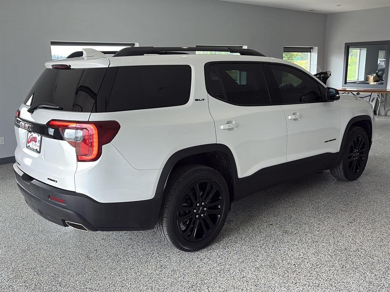 GMC Acadia AWD 4dr SLT 2023