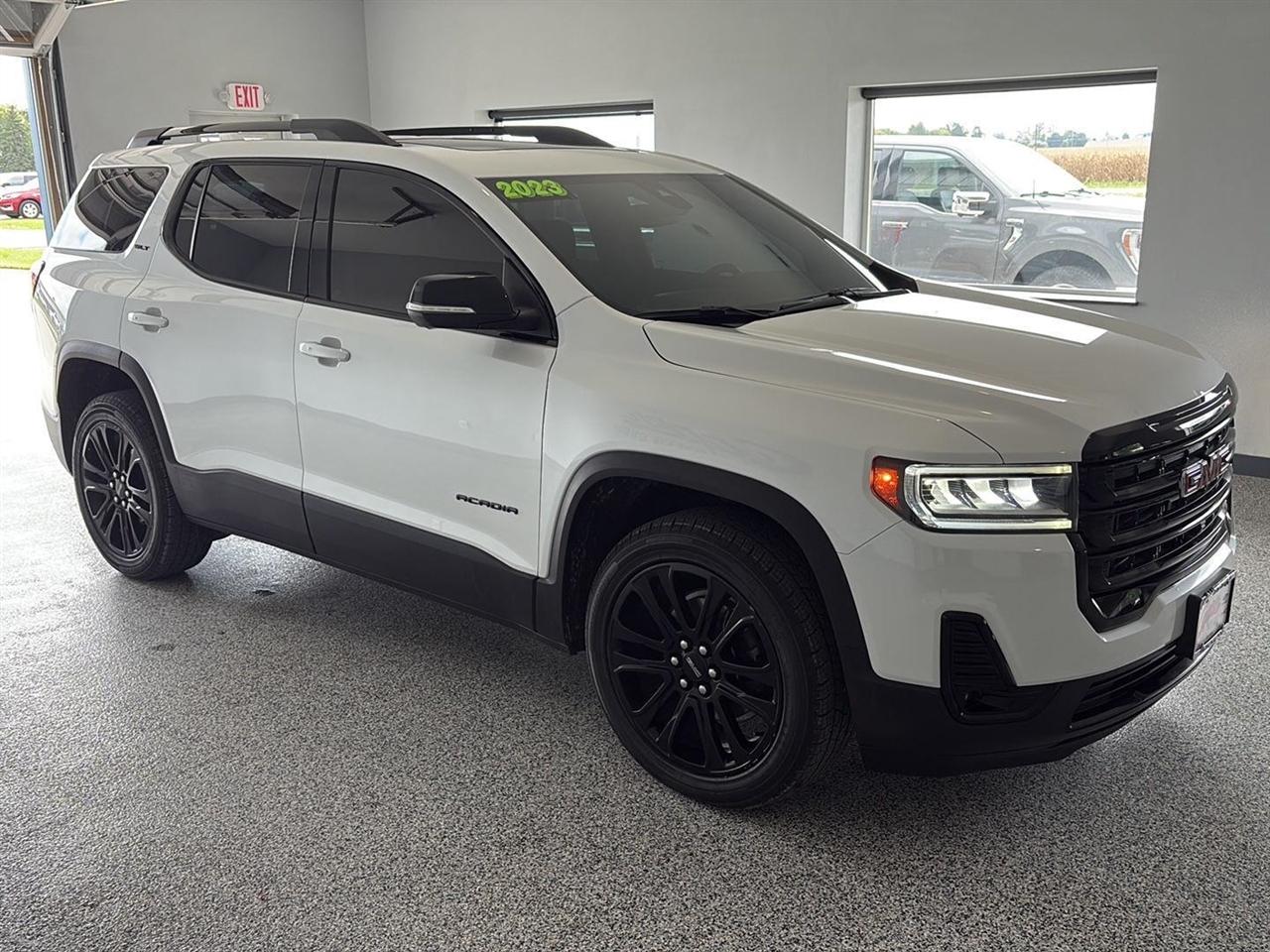 GMC Acadia AWD 4dr SLT 2023