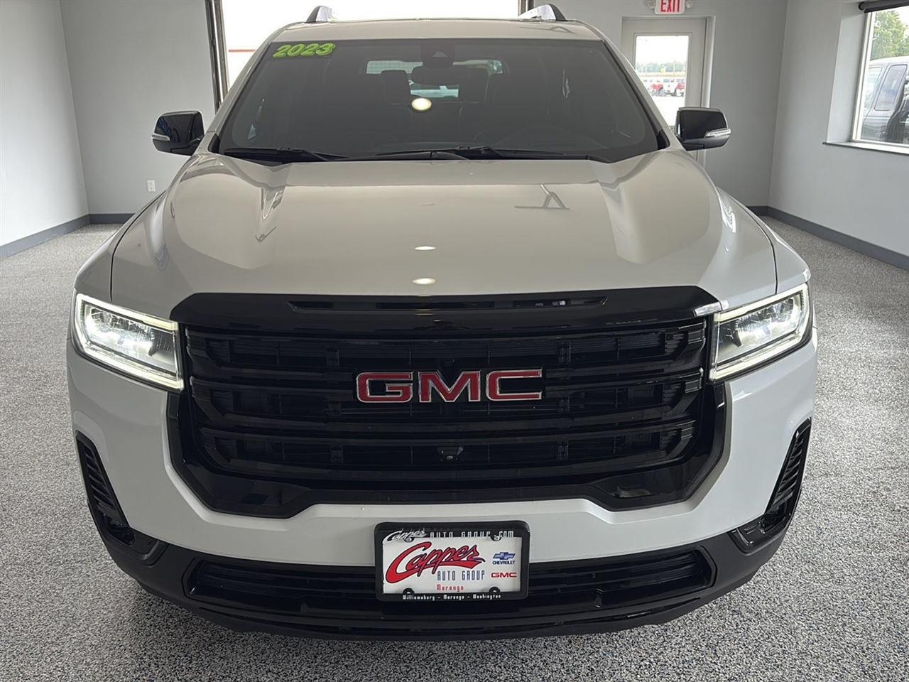 GMC Acadia AWD 4dr SLT 2023