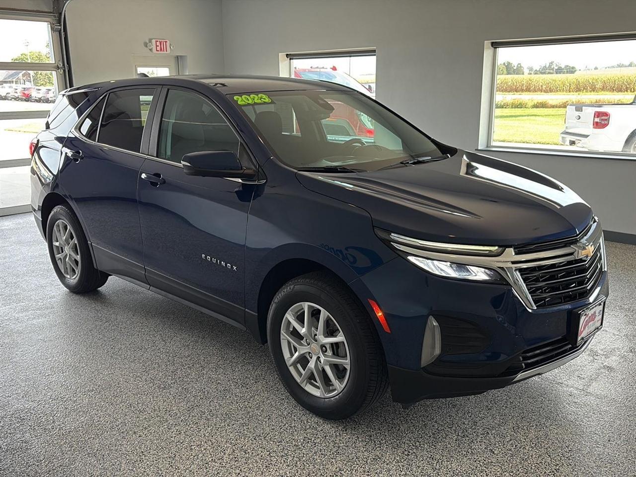 Chevrolet Equinox AWD 4dr LT w/1LT 2023